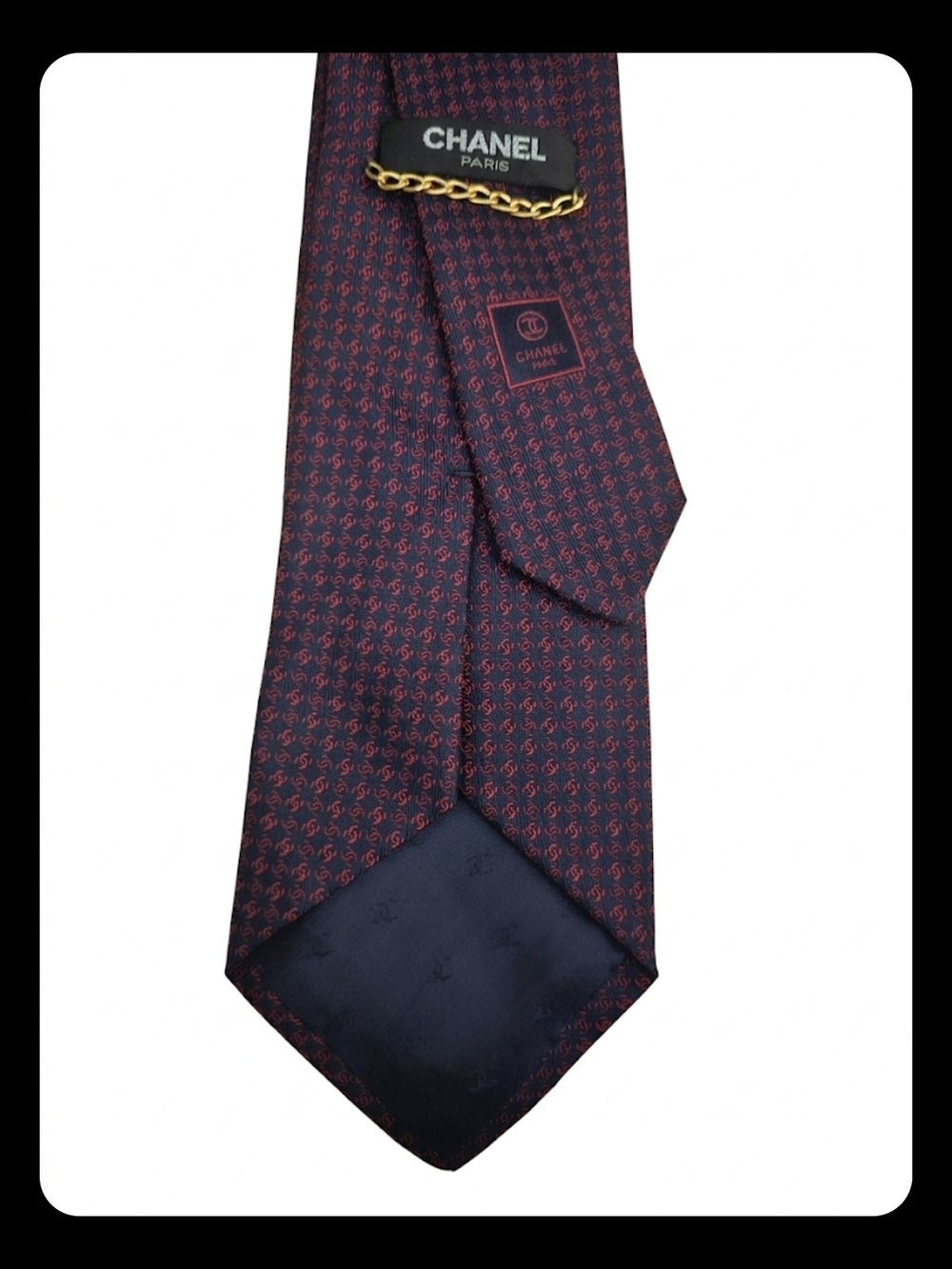 CHANEL Navy and Red Micro-Pattern Silk Tie with Chain Bar